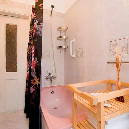 דירה B1 Bairro Alto - Bica Spacious Bright *