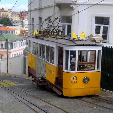 B1 Bairro Alto - Bica Spacious Bright Apartment Lisbon