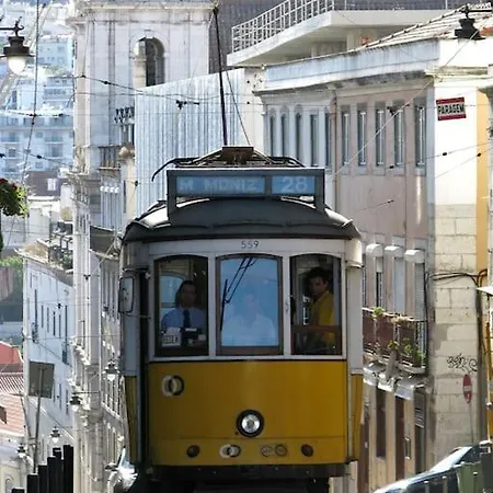 Apartment B1 Bairro Alto - Bica Spacious Bright Lisbon