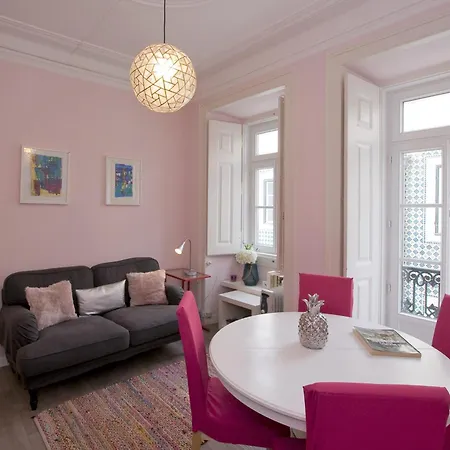 B1 Bairro Alto - Bica Spacious Bright