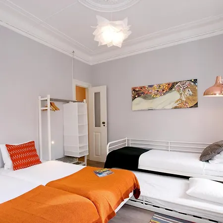 Apartment B1 Bairro Alto - Bica Spacious Bright Lisbon
