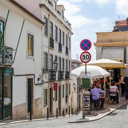 Apartment B1 Bairro Alto - Bica Spacious Bright