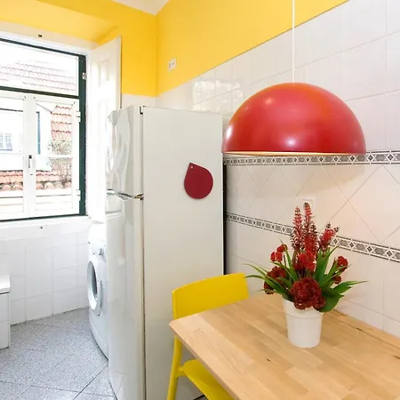 B1 Luminous & Spacious Gem! Lis Downtown In Bica Neighborhood *