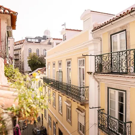 B1 Luminous Gem For 6 In Bica Neighborhood - Lis Downtown! Apartment