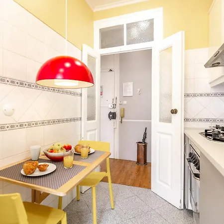 Apartment B1 Luminous Gem For 6 In Bica Neighborhood - Lis Downtown! *