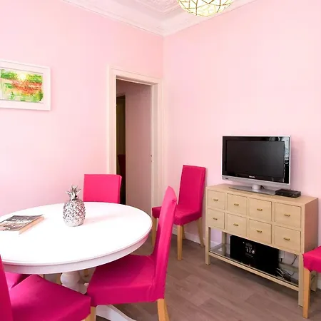 شقة B1 Luminous & Spacious Gem! Lis Downtown In Bica Neighborhood *